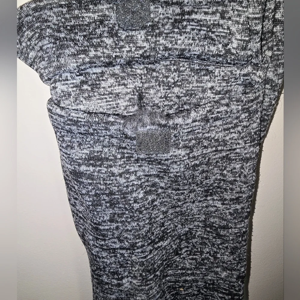 EUC - Men's Gray Cougar Sport Jogger Pants - L